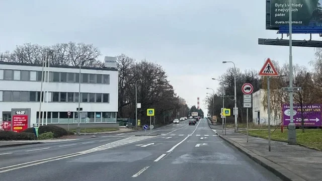 Na nenápadné křižovatce úřady rýžovaly nejvíce z celé Prahy, teď je tomu konec. Víme, co se stalo