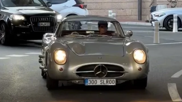 Nejdražší auto na světě má českou SPZ. Nové záběry z ulic Monaka probouzí zvědavost
