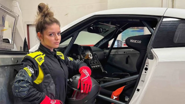 Rozhovor: Mladá Češka usedne za volant závodního Nissanu GT-R. Jejím cílem je 24h Nürburgring
