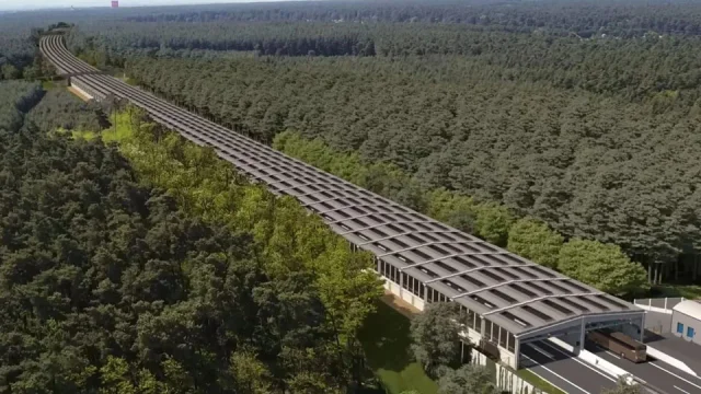 Nejsložitější dálnice v Česku: Stavba s betonovou střechou se řeší 20 let. Povede chráněným územím