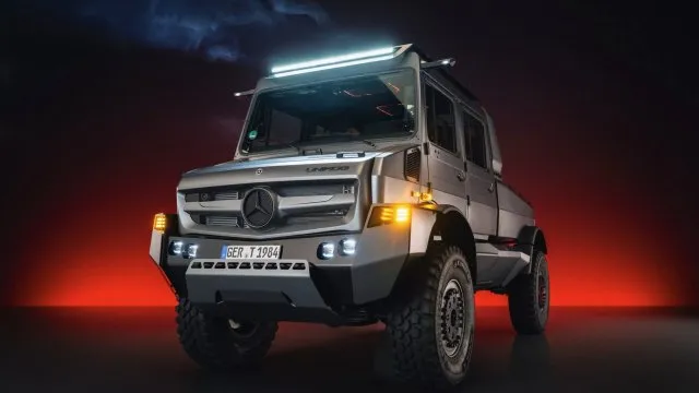 Mercedes-Benz G 63 AMG 6x6 je oproti tomu prcek. Unimog je monstrózní luxusní náklaďák za miliony
