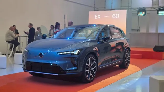 Volvo vytasilo Thórovo kladivo na německé prémiovky. EX60 nabízí nejlevnějších 680 koní na trhu