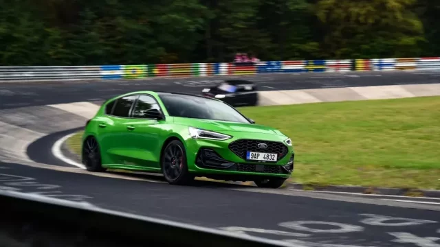 Ford Focus ST se závodním podvozkem jsme prověřili na jediném správném místě: Nordschleife!