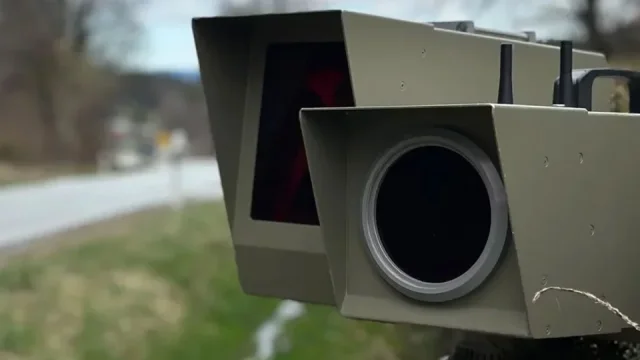 Nová vláda obere obce o peníze z radarů. Také chystá změny u dálničních známek