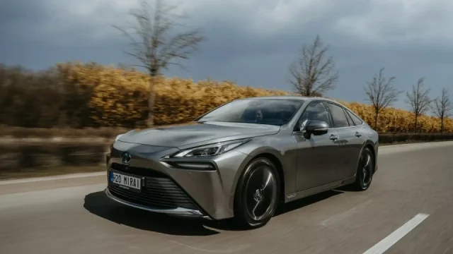 Vodíková auta v Česku a Evropě: Našli jsme model, které si můžete koupit. Moc jich není