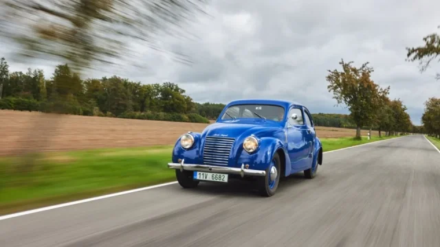 Škodovka nám půjčila historické skvosty. Zkusili jsme, jaké je to řídit 85 let starý veterán