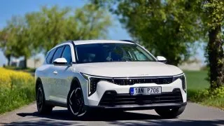 Nebezpečný konkurent pro Škodovku. Kia přijíždí na český trh s novým kombíkem K4 s cenou 489 980 Kč