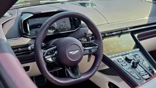 Aston Martin DB12 Volante